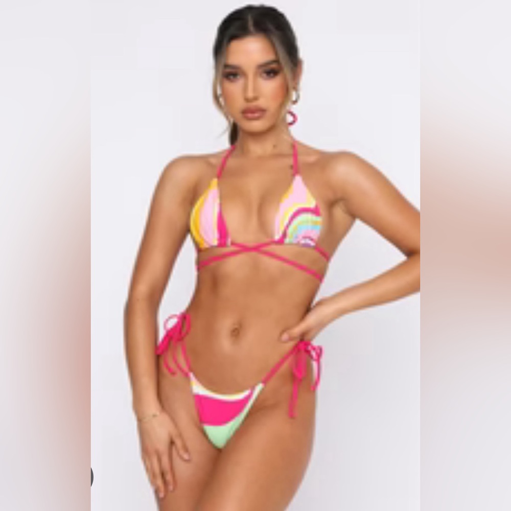 White fox swim wave print size xs
